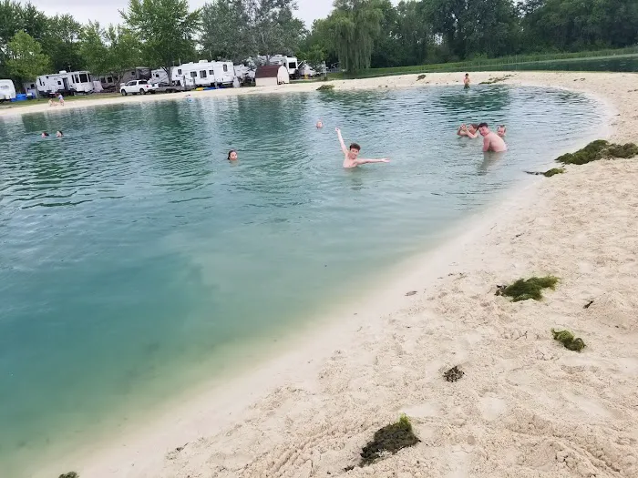 Clinton Lake Camping 9