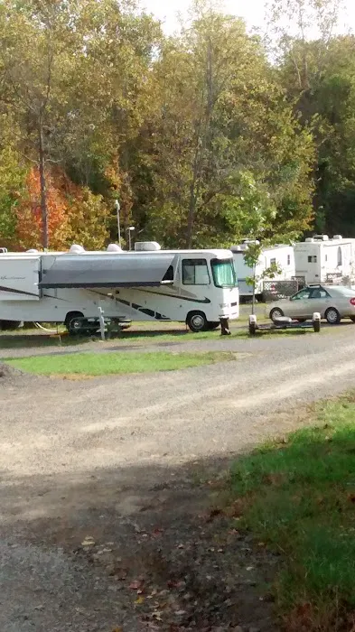 A&E Camping Resort 10
