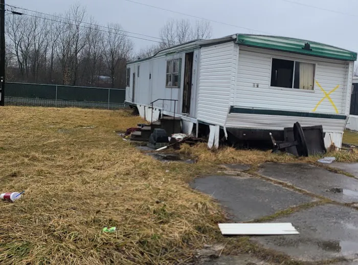 Bridgeview Estates Mobile Home Community 10