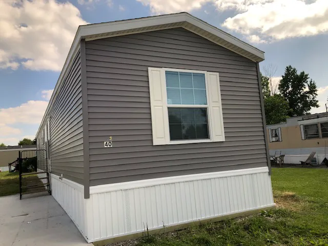 Pinecrest Mobile Home Community 1