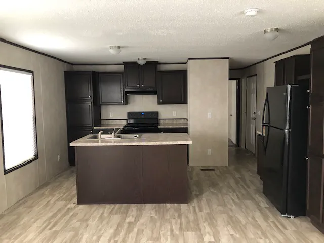 Pinecrest Mobile Home Community 6