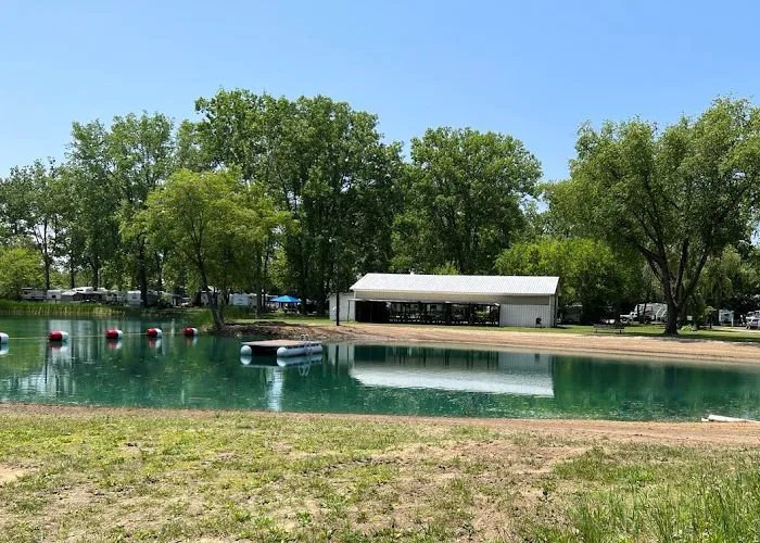 Covered Wagon Camp Resort 6