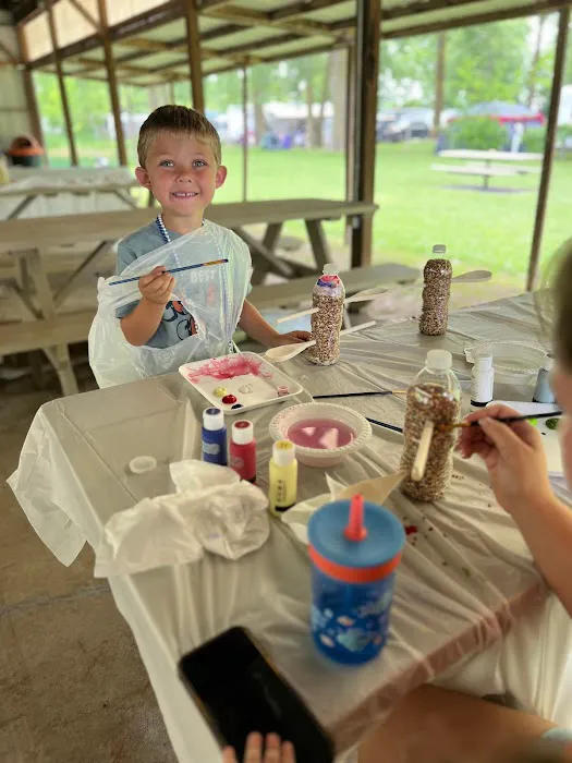 Covered Wagon Camp Resort 9