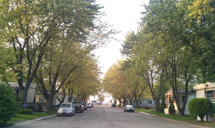 Lee Villa Mobile Home Park 8