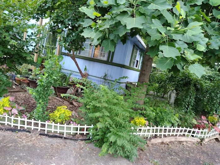 Indian Oaks Pointe Mobile Home Park 8