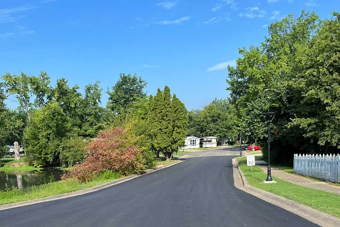 Silver Lakes Pointe Mobile Home Park 4