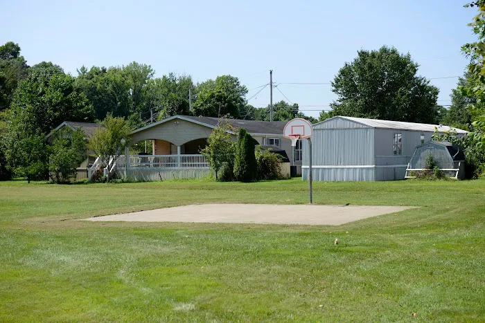 Autumn Lake Pointe Mobile Home Park 7