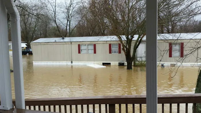 Brookfield Louisville Pointe Mobile Home Park 3