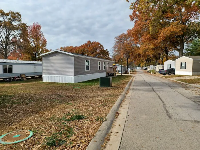 Grand Oaks Mobile home Park 8