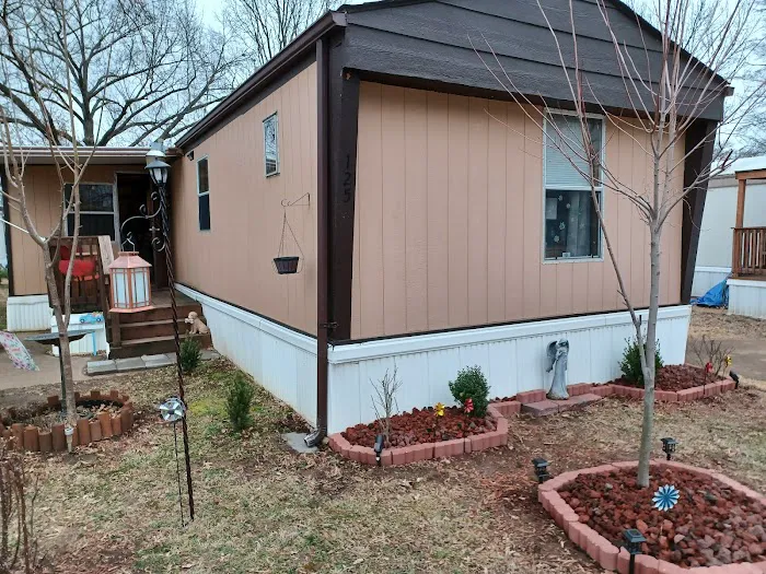 Grand Oaks Mobile home Park 7