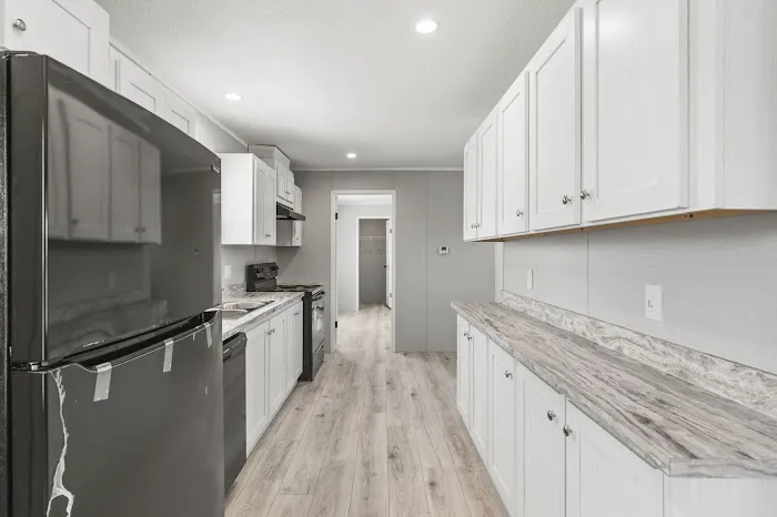 Ideal North Manufactured Home Community 10