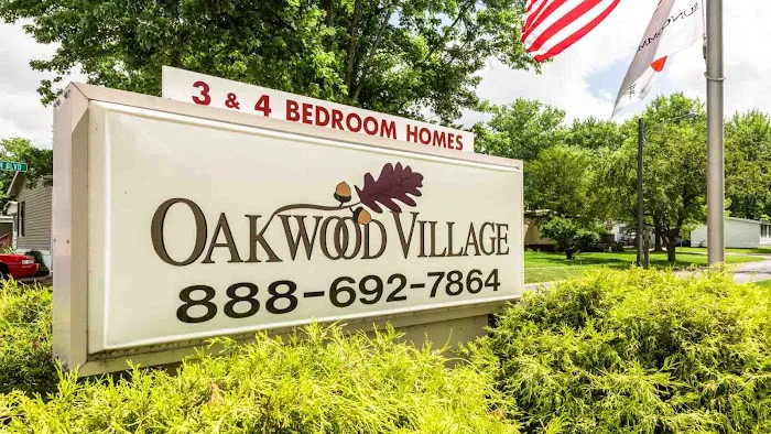 Oakwood Village 8