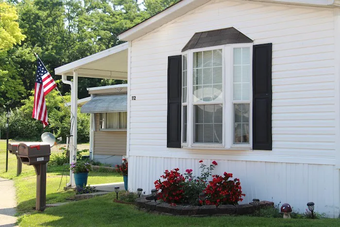 Harmony Pointe Mobile Home Park 4