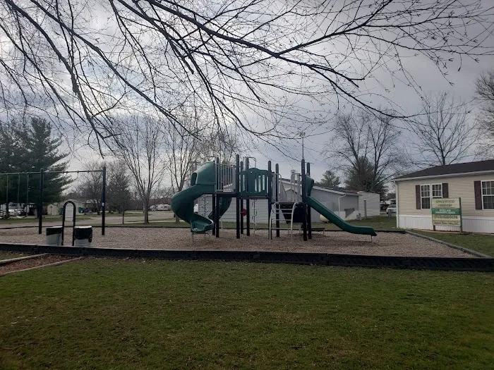 Applewood Pointe Mobile Home Park 4