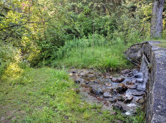 Flowing Well Campground 5