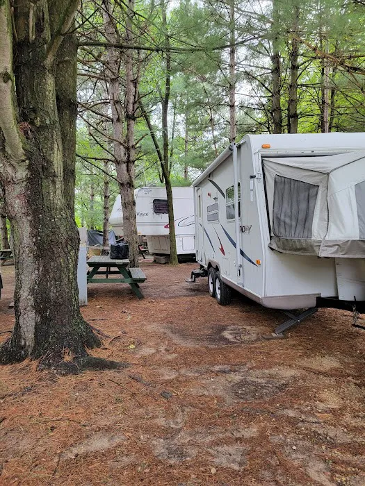 Ma's Irvington Campground and Rentals LLC 3