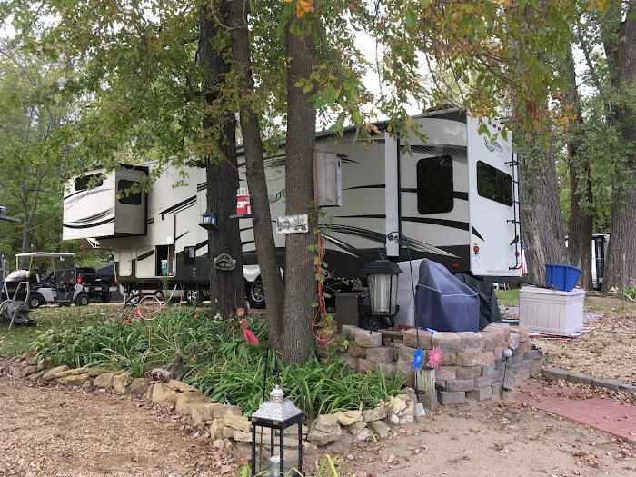Freedom Island Campground and Marina 4