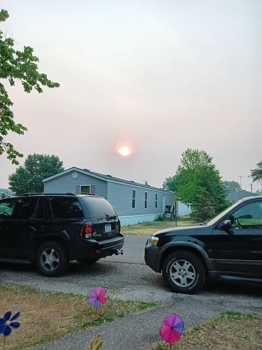 Knollwood Court Mobile Home Park 4