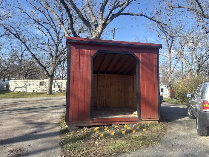 Prairie Village Mobile Home Community 8