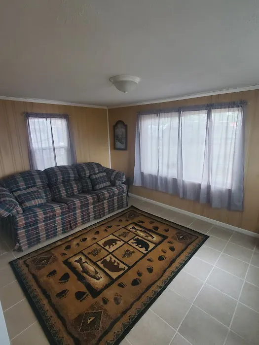 Martiny Lakes Hide-Away LLC 9