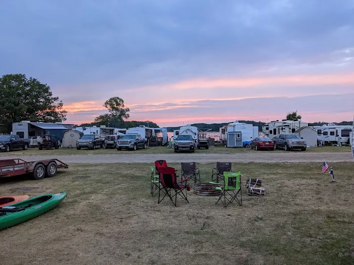 The New Tubb's Lake Resort 7