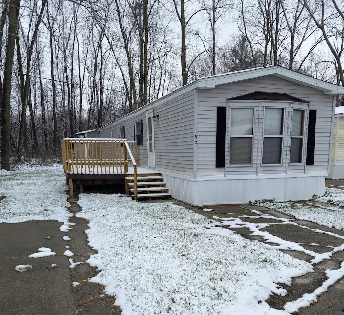 Saginaw Estates Mobile Home Park 6