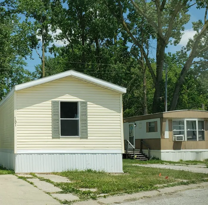 Saginaw Estates Mobile Home Park 7