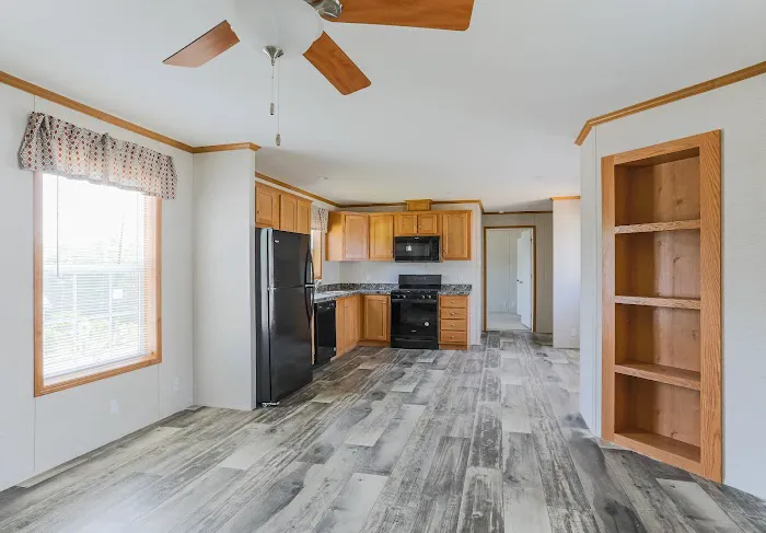 Hidden Creek Manufactured Home Community 7