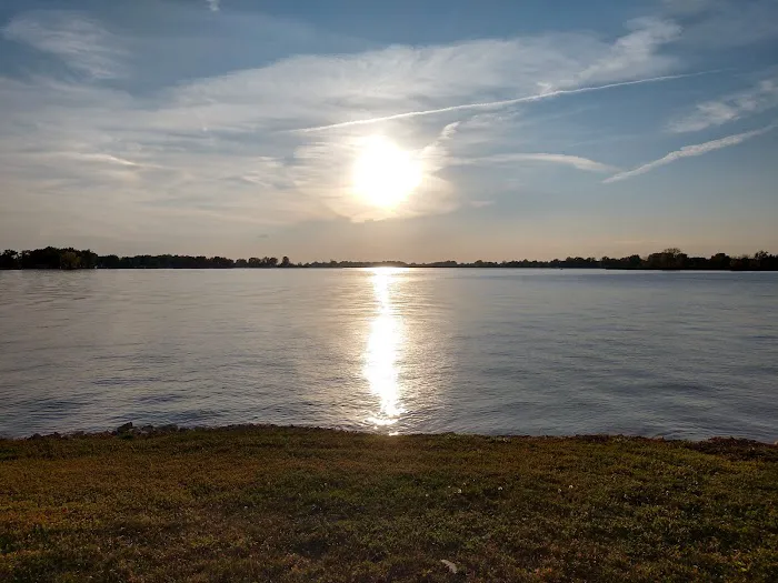 Portage Cove Park And Marina Condominium 4