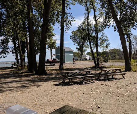 Sunset Shore Campground
