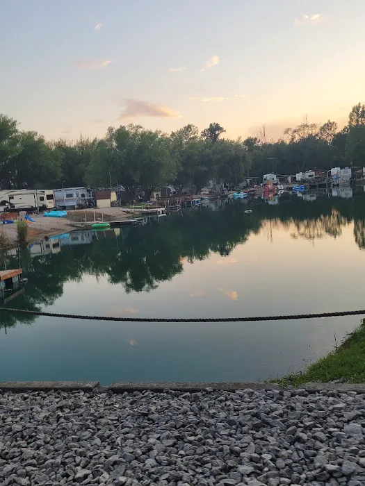Wild Wings Marina & RV Park 6