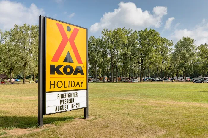 Monroe Co. / Toledo North KOA Holiday 5