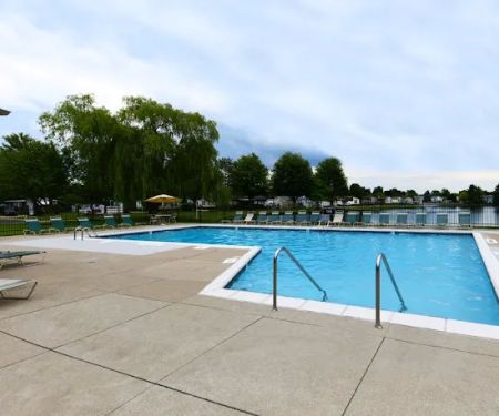 Commerce Meadows MHC
