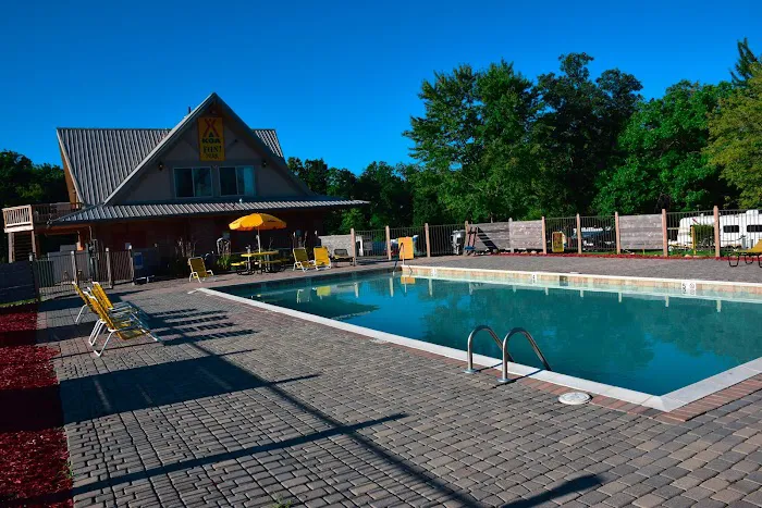 The Holly Campground 10