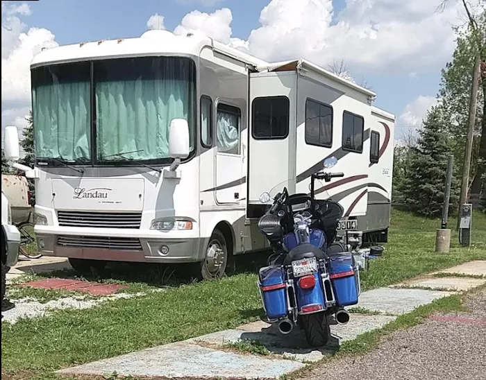Fort Bluegrass RV Park 6