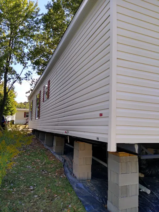 Whispering Oaks Mobile Home Park 6