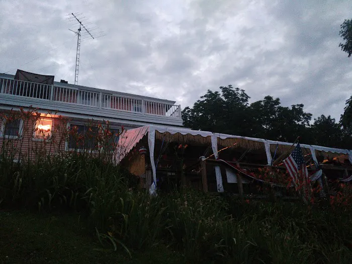 R & R Bar & Campground 10