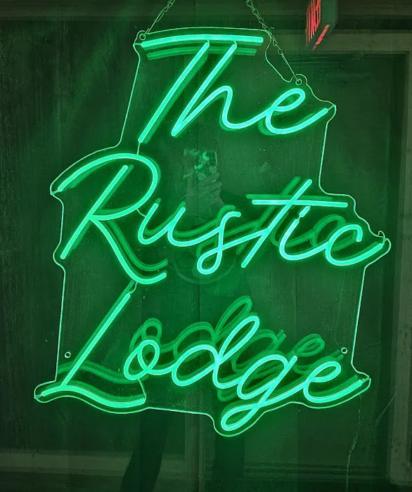 The Rustic Lodge 2