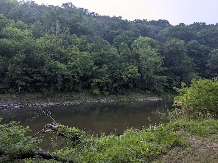Bluff Valley Campgrounds 8