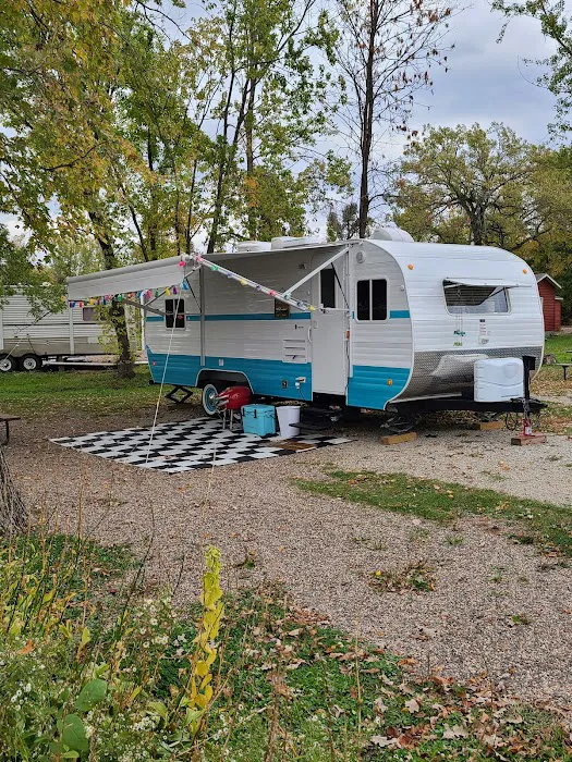 Roberds Lake Resort & Campgrounds 9