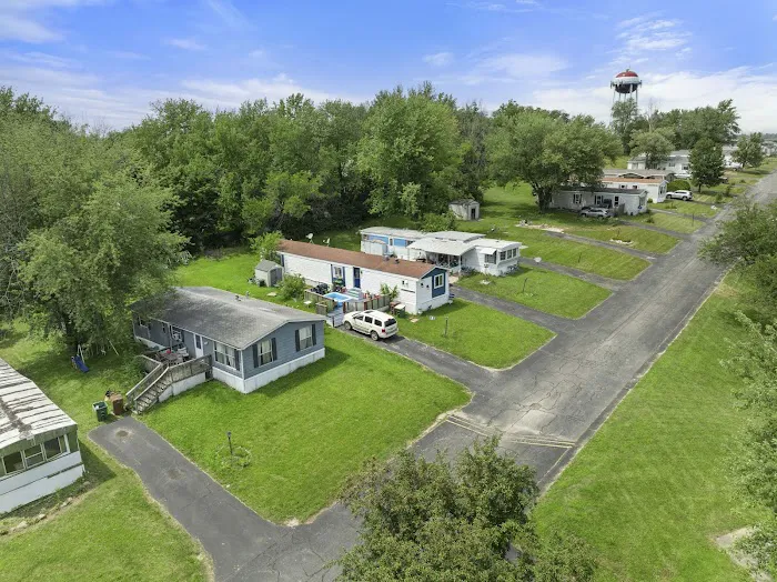 Holiday Terrace Mobile Home Community 3
