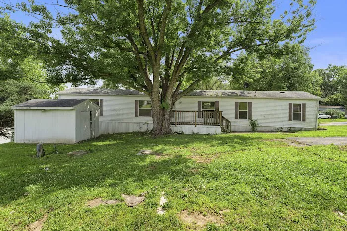 Holiday Terrace Mobile Home Community 7