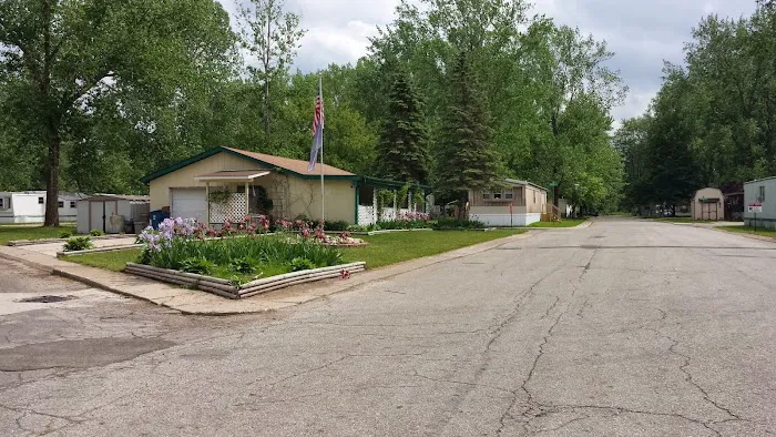 Brentwood Estates - Mobile Home Park 9