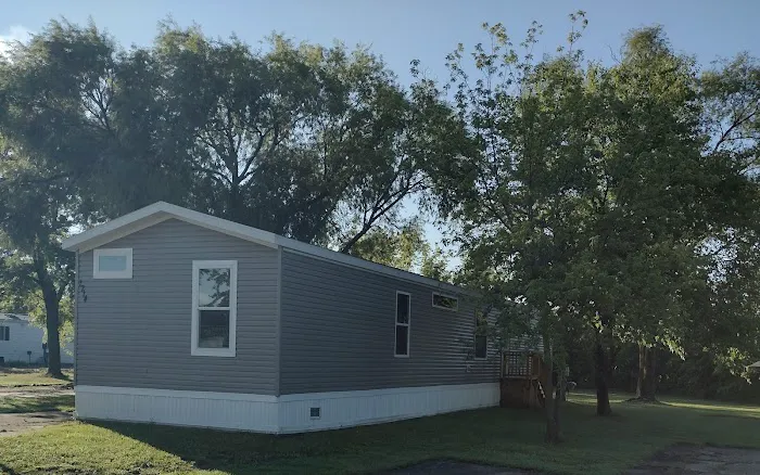 Creekside Manor Mobile Home Park 4