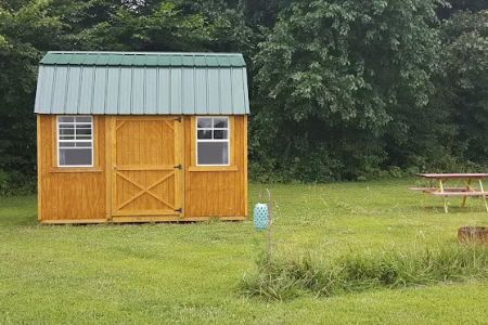 Grins & Pickin's CampFarm LLC
