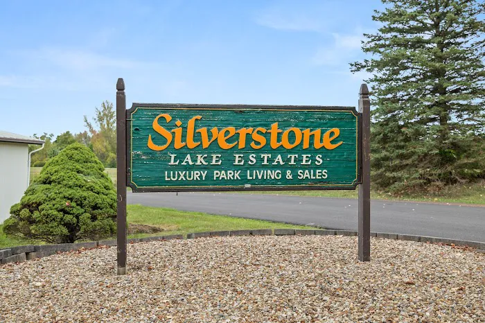 Silverstone Lake Estates 6