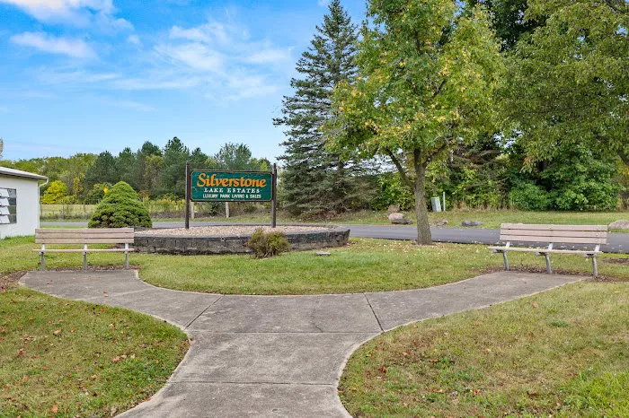 Silverstone Lake Estates 10