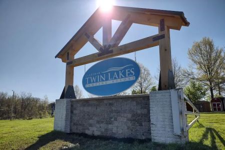 Claremar Twin Lakes Camping Resort
