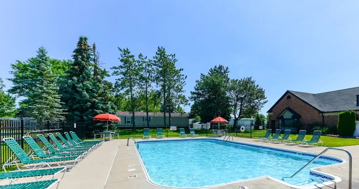 Novi Meadows 9
