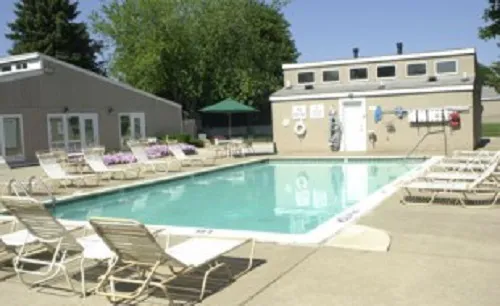 Quality Homes - Clarkston Lakes 8